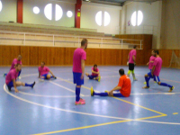 L'Atlètic Sant Joan fa estiraments abans de començar el partit // Foto: Imatge cedida per Jaime Gutiérrez